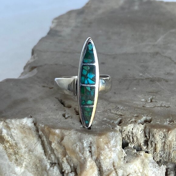 Sterling Silver 925 Southwest Style Elongated Turquoise Chip Inlay Ring Sz 5.5 - Picture 2 of 16